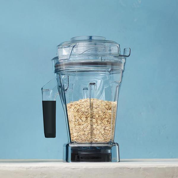 Vitamix Dry Grains Container, 48 oz. - thumbnail 2
