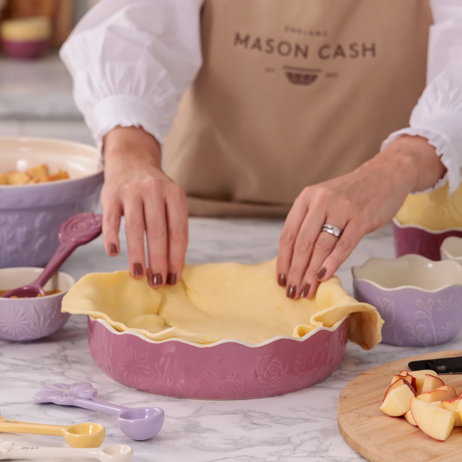 Mason Cash In The Meadow Pink Pie Dish