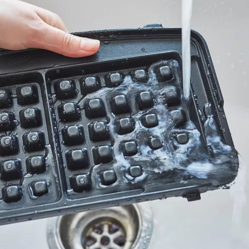 GreenPan Elite Ceramic Nonstick 2-Square Waffle Maker