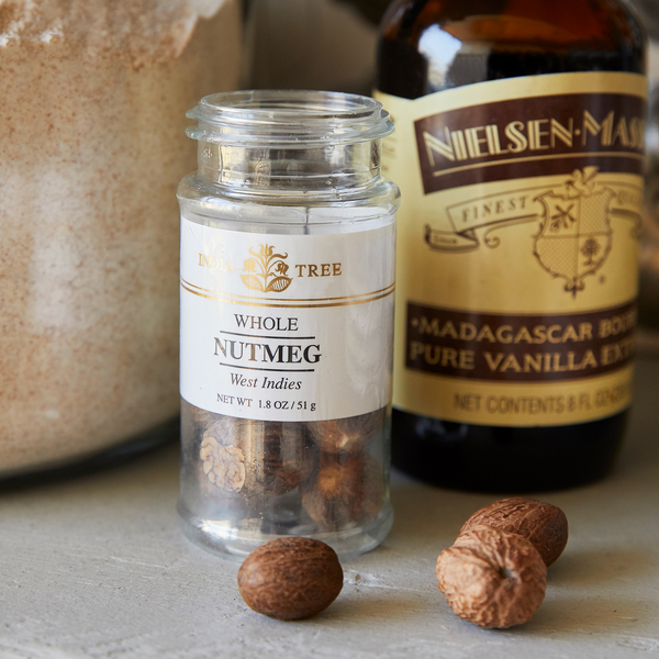 sur la table nutmeg grinder