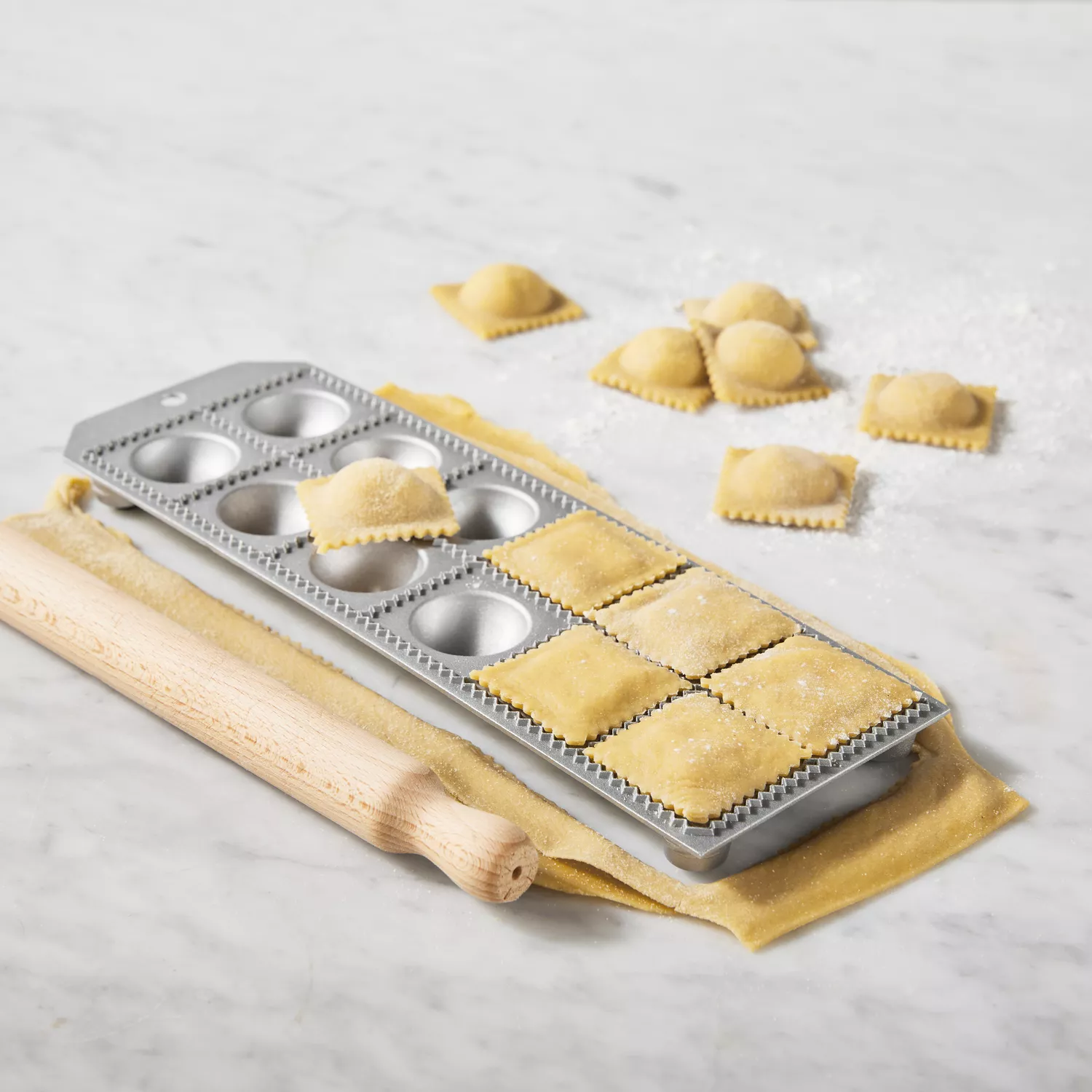 Sur La Table Round Ravioli Tablet & Rolling Pin