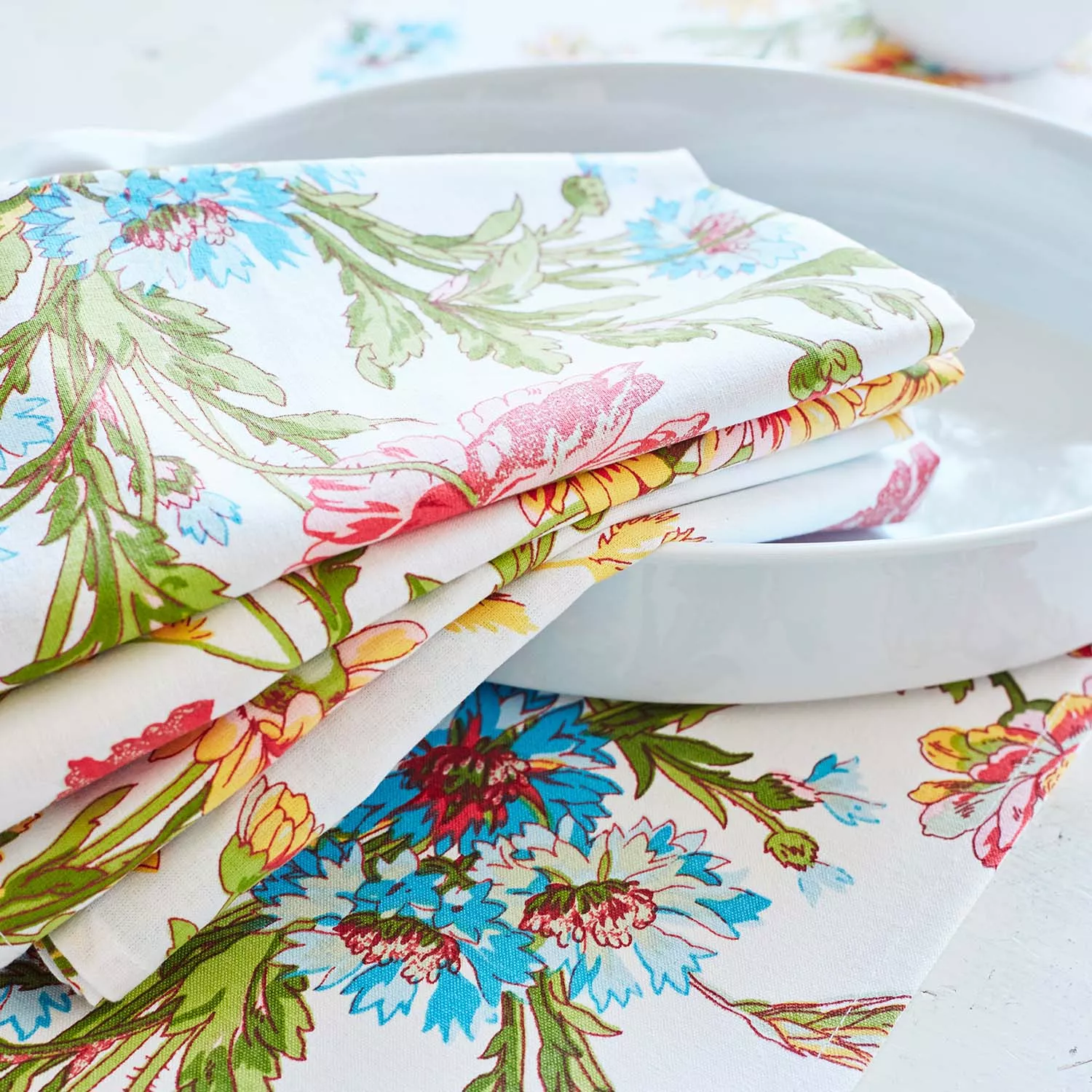 Wildflower Table Runner by April Cornell, 72&#34; x 13&#34;