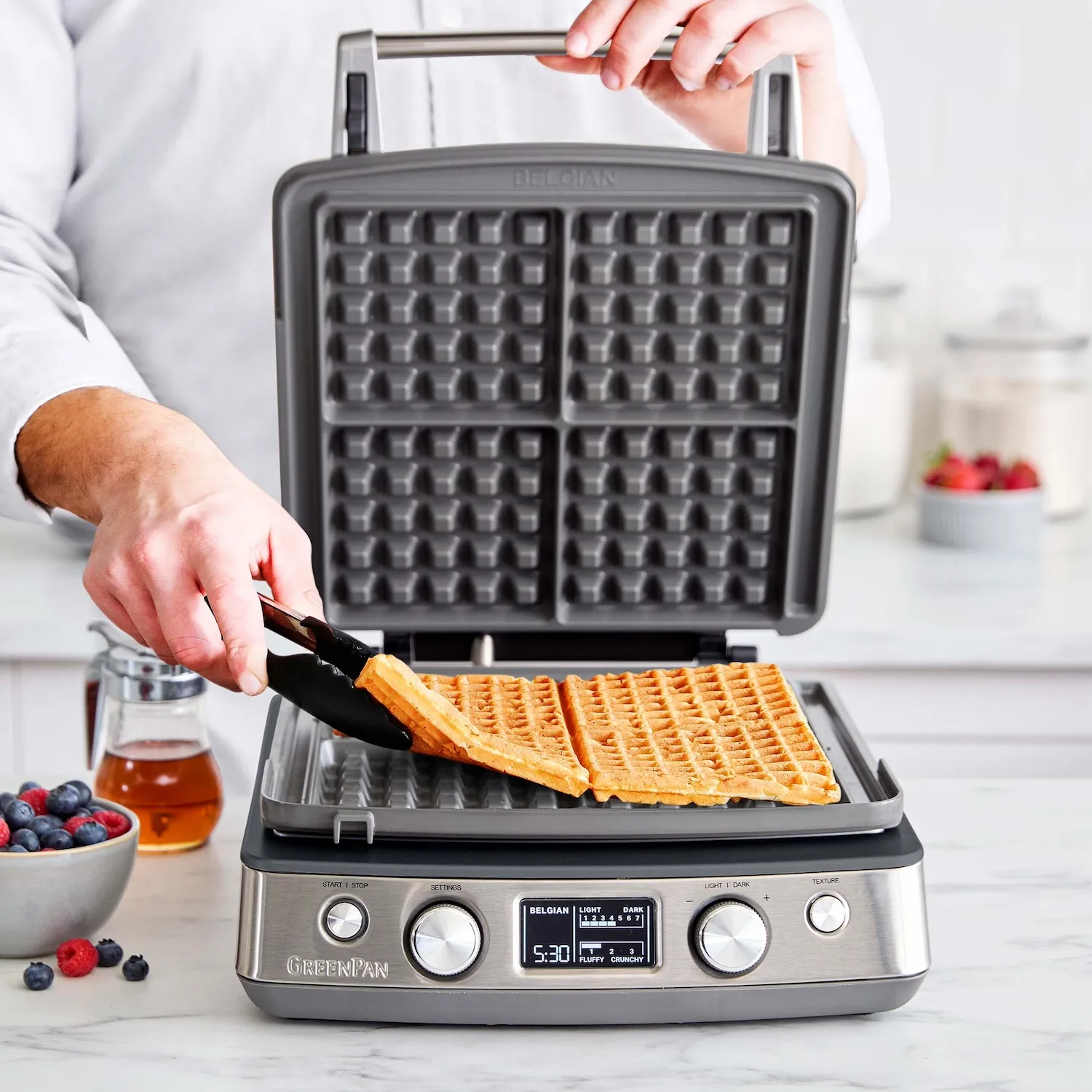 GreenPan 4-Square Waffle Maker with Removable Plates
