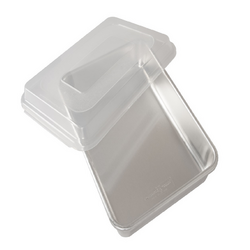 Nordic Ware Naturals® Rectangular Cake Pan with Storage Lid, 9" x 13"  I love Nordic