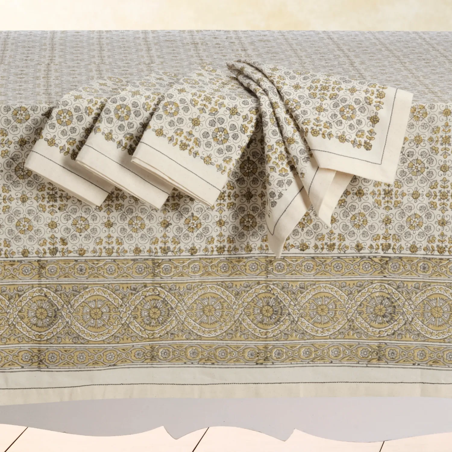 Sustainable Threads Lily Napkins, Set of 4