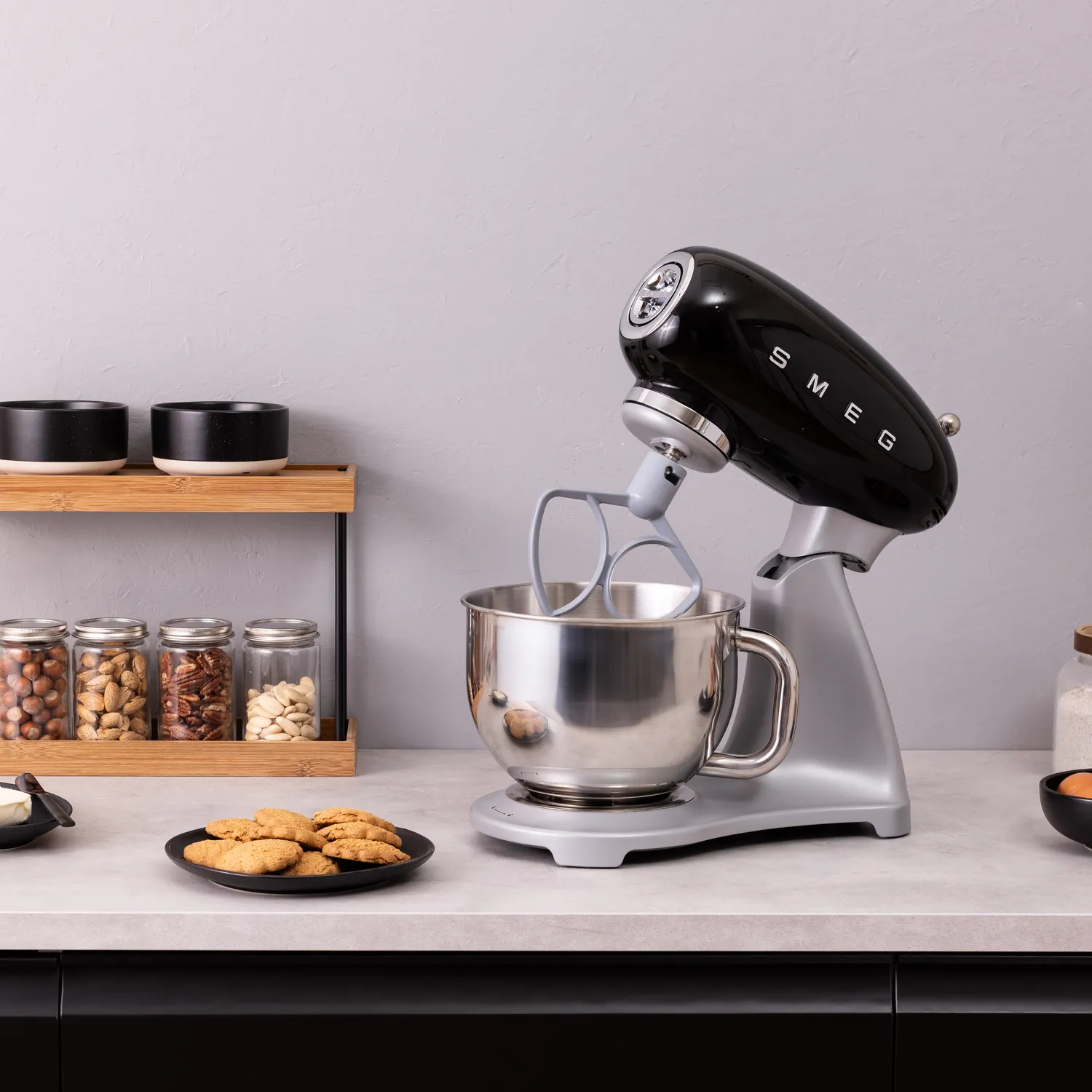 Smeg 50s Retro Style Aesthetic Classico Half-Color Stand Mixer