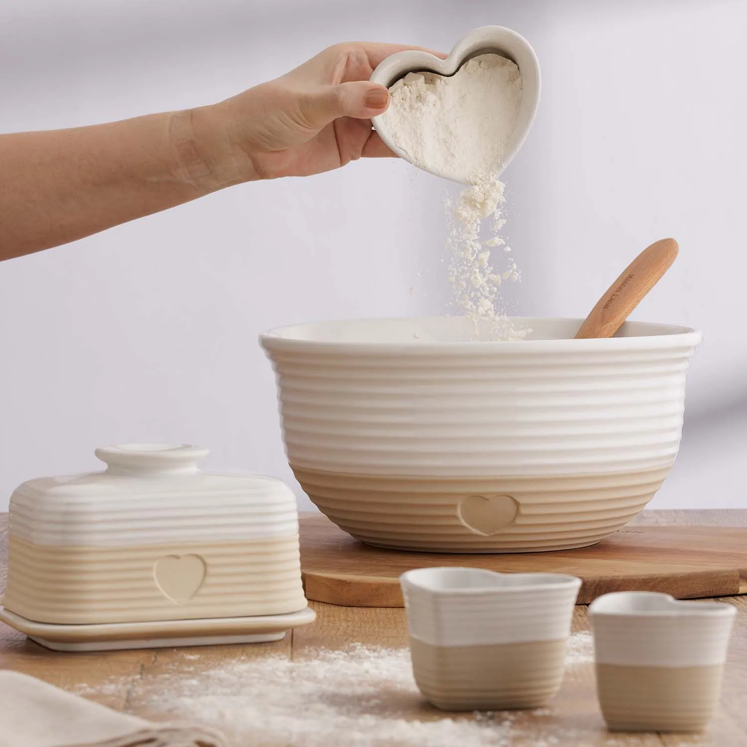 Mason Cash Rustic Charm Mixing Bowl, 3.65 qt.