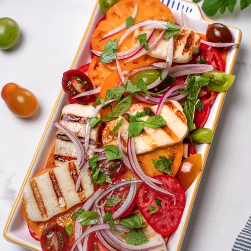 Tomato and Halloumi Salad