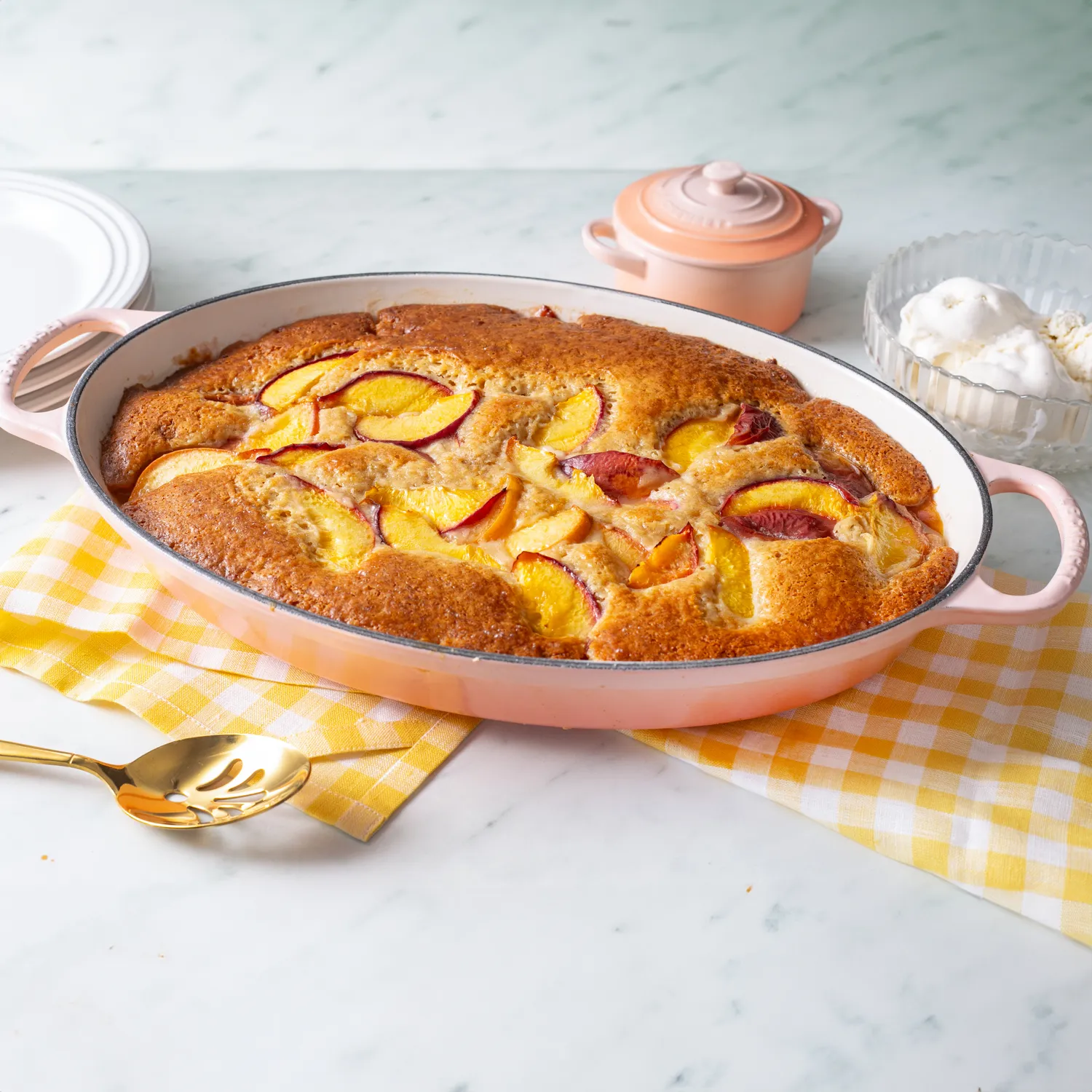 Le Creuset Signature Cast Iron Oval Baker, 3 qt.
