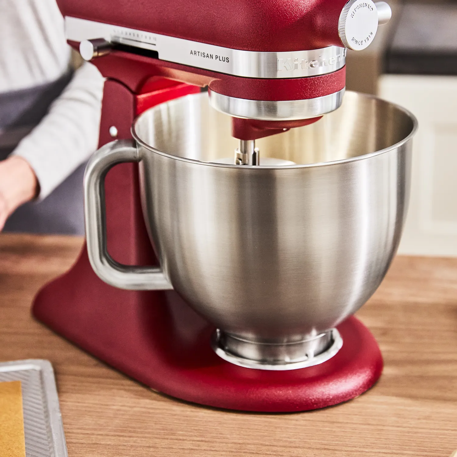 KitchenAid Artisan Plus 5-Quart Tilt-Head Stand Mixer