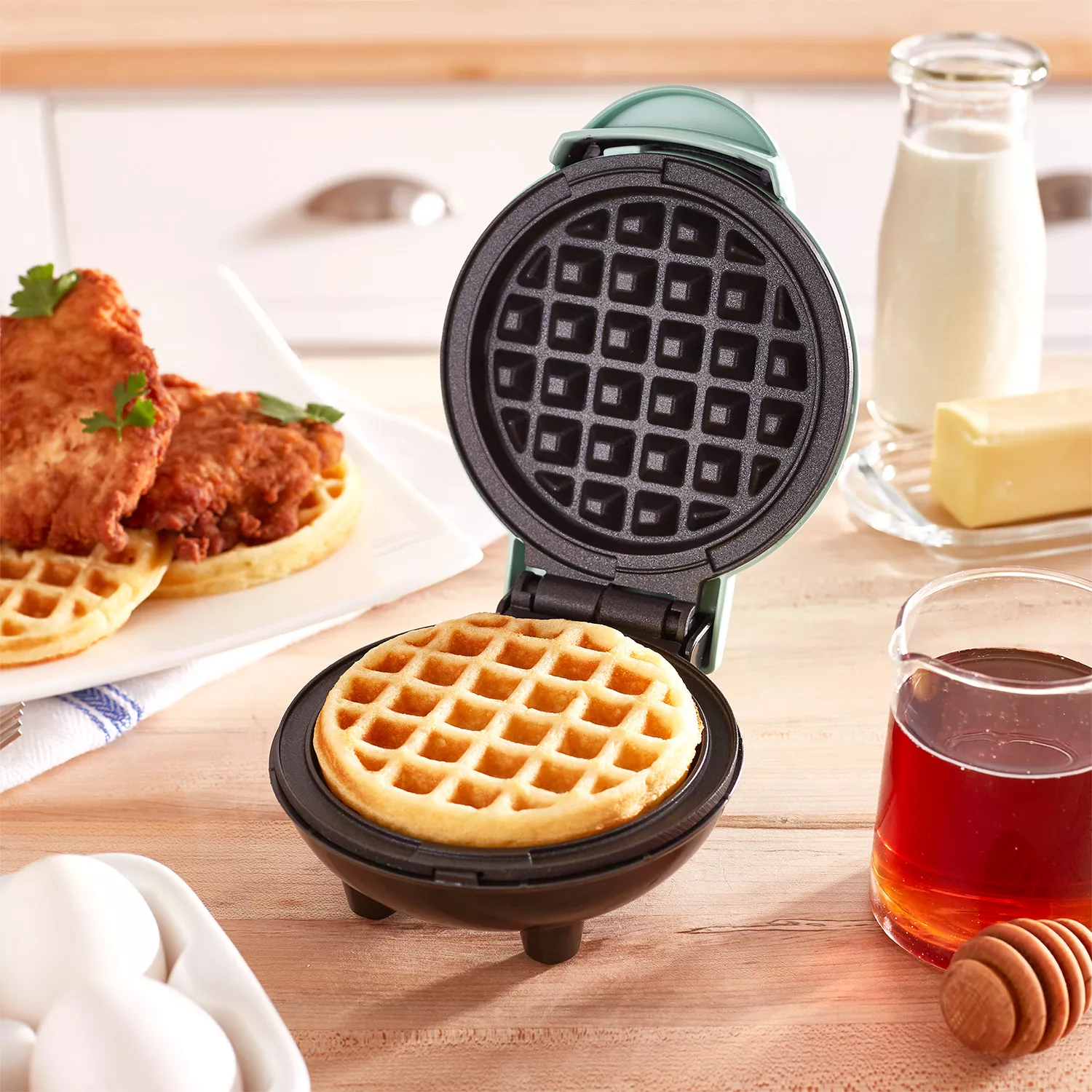 DASH Multi Mini Waffle Maker & Reviews