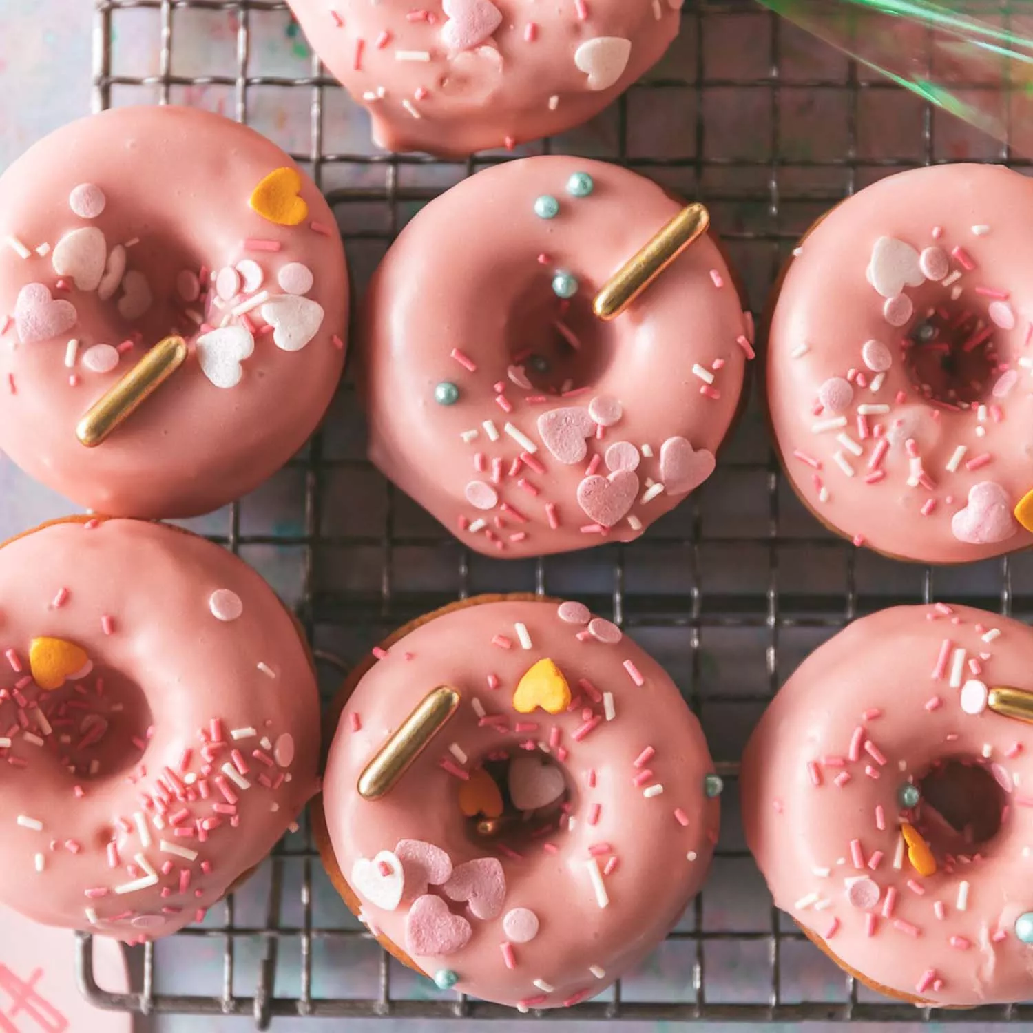 Bella Mini Donut Baker - Pink