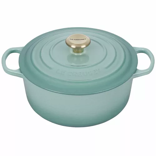Le Creuset Signature Round Dutch Oven, 5.5 Qt.