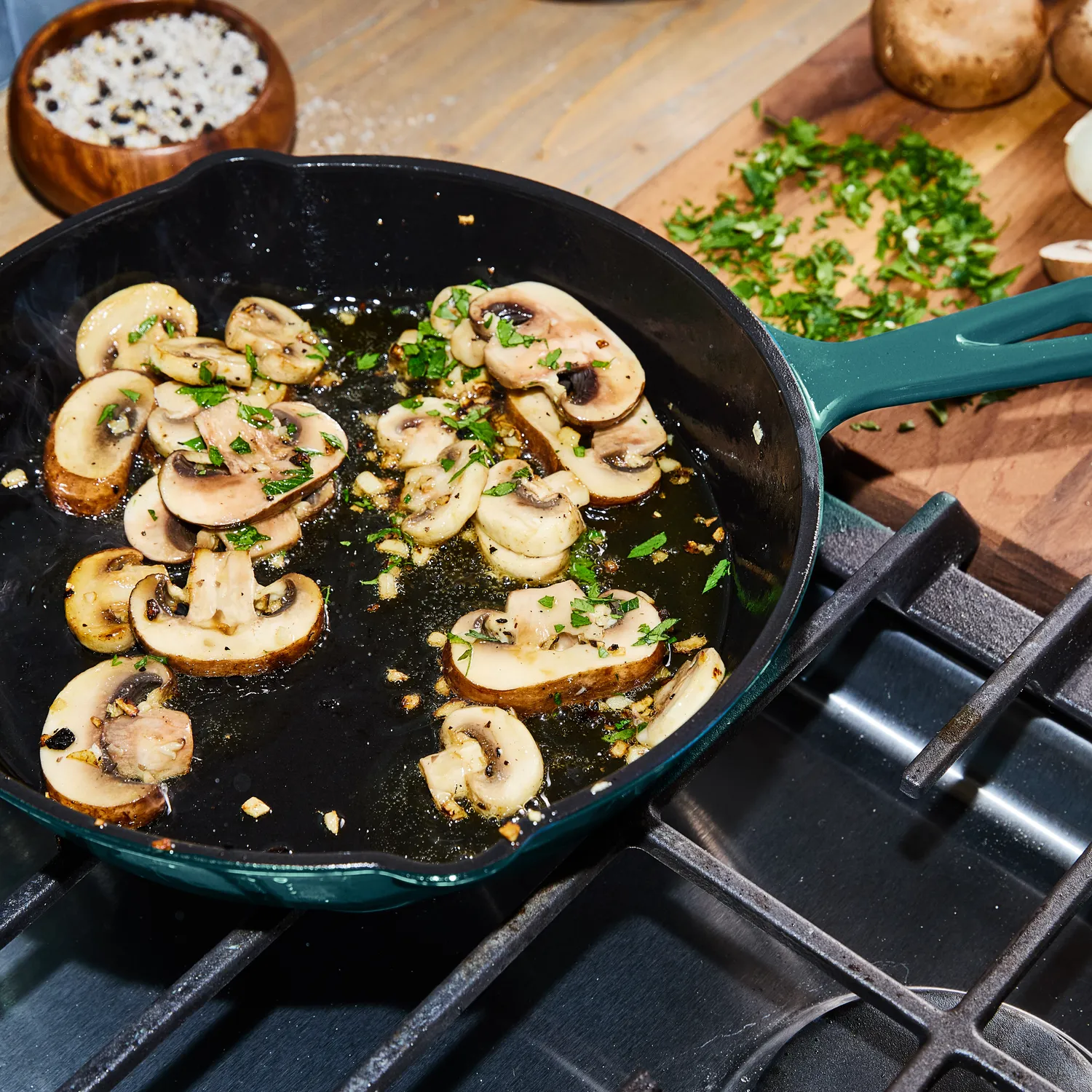 Sur la table Enameled Cast Iron 5-Piece Set