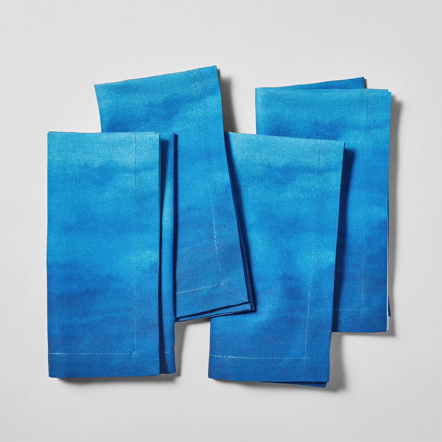 sur-la-table-cloud-ombr-napkins-set-of-4-sur-la-table