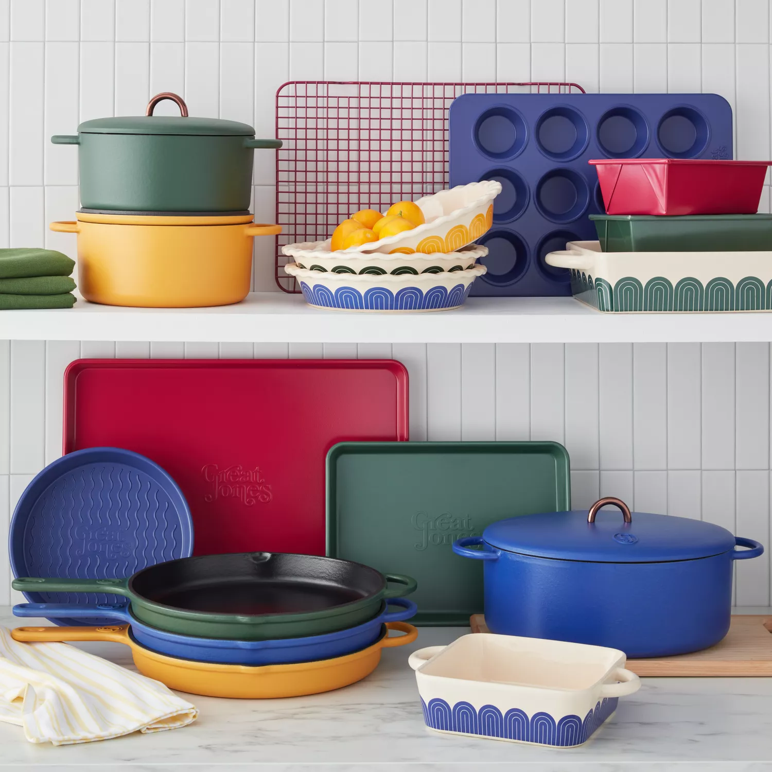 Enameled Cast Iron Set