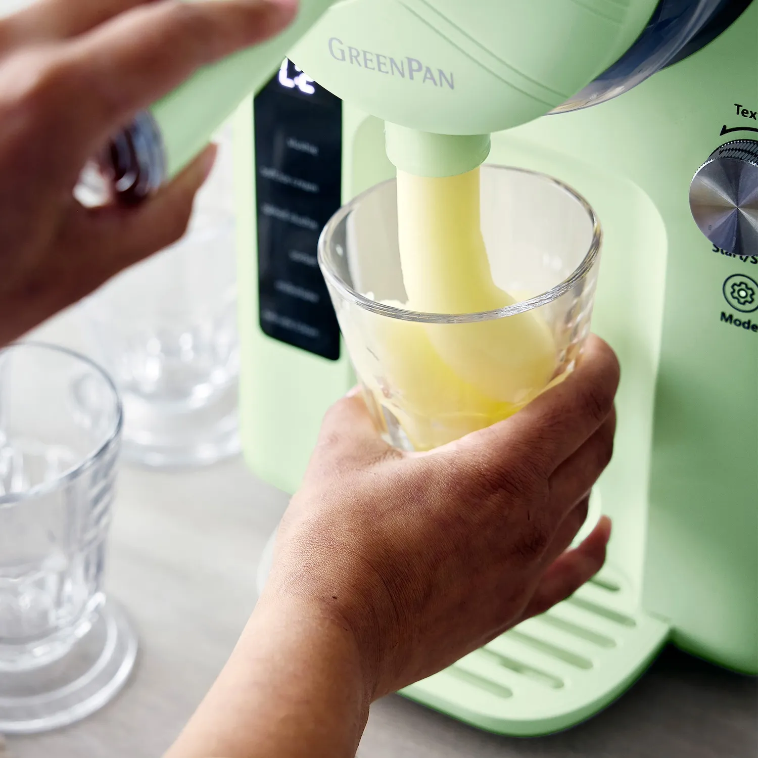GreenPan Frost Ice Cream & Frozen Drink Maker 