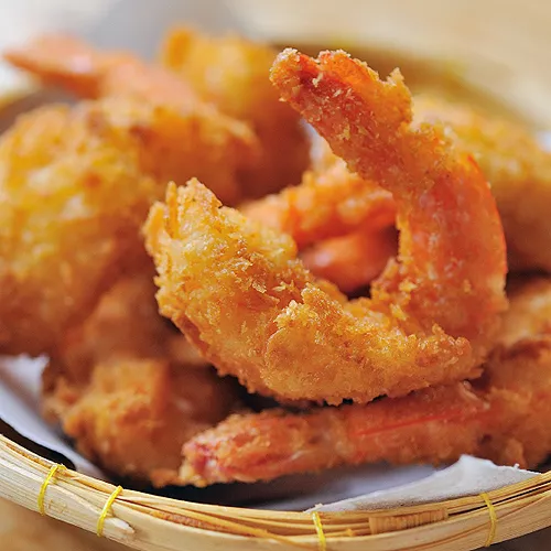 Beer-Battered Shrimp with Lemon and Parsley Aioli