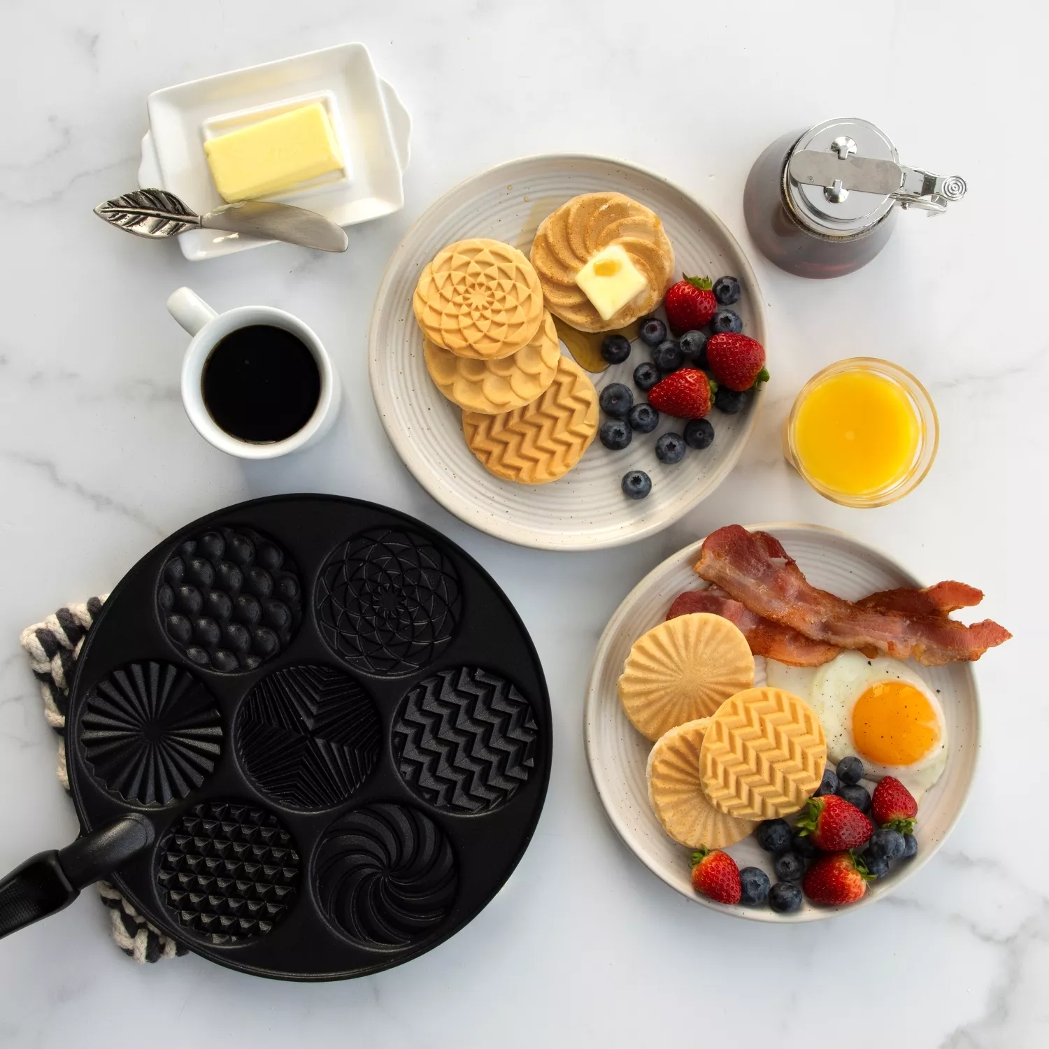 Nordic Ware Nonstick Patterns Pancake Pan