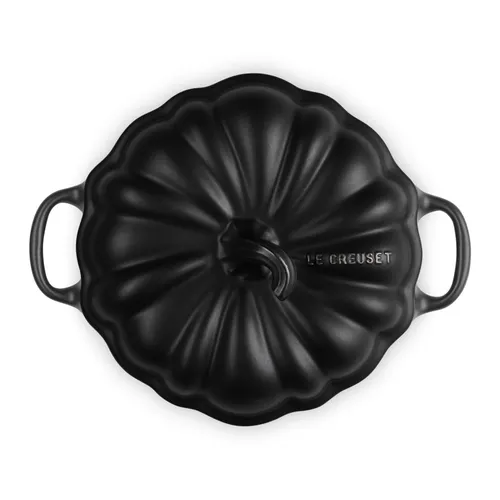 Le Creuset Petite Pumpkin Cocotte, 12 oz.