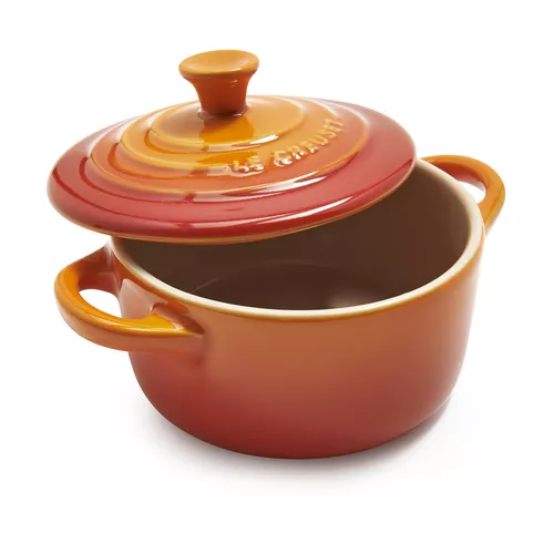 Le Creuset Signature Petite Cocotte, 8 oz. Le Creuset Signature Petite Cocotte, 8 oz.