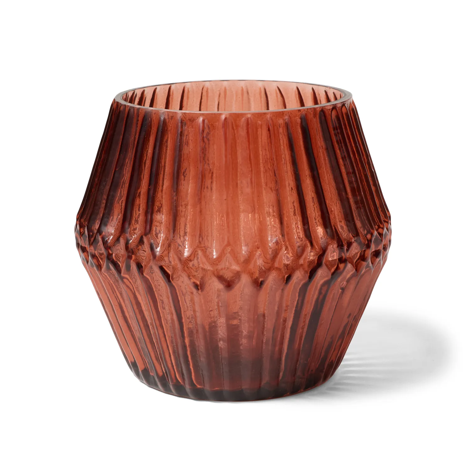Sur la table Plum Candle Holder