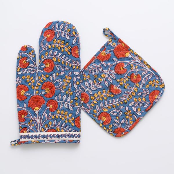 Pomegranate Cactus Flower Mitts, Set of 2