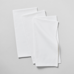 Sur La Table Flour Sack Towels, Set of 3 I love this material as it completely dries whatever you have to dry without leaving lint
