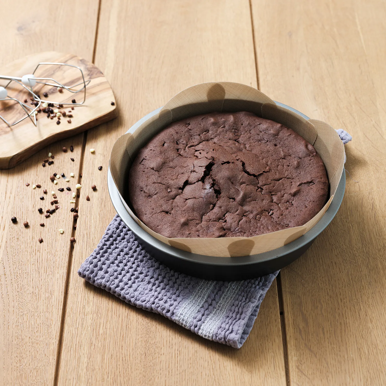 NoStik Cake Pan Liner