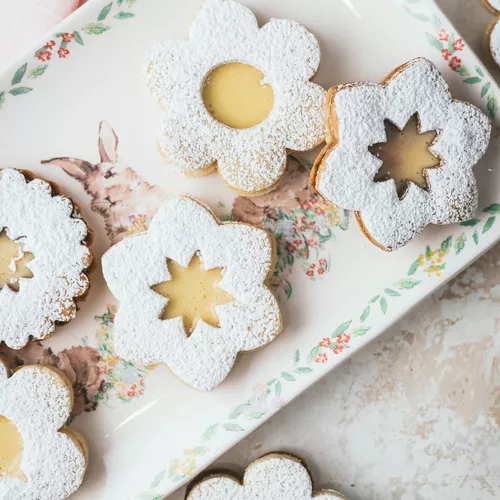 Lemon Curd Linzer Cookies