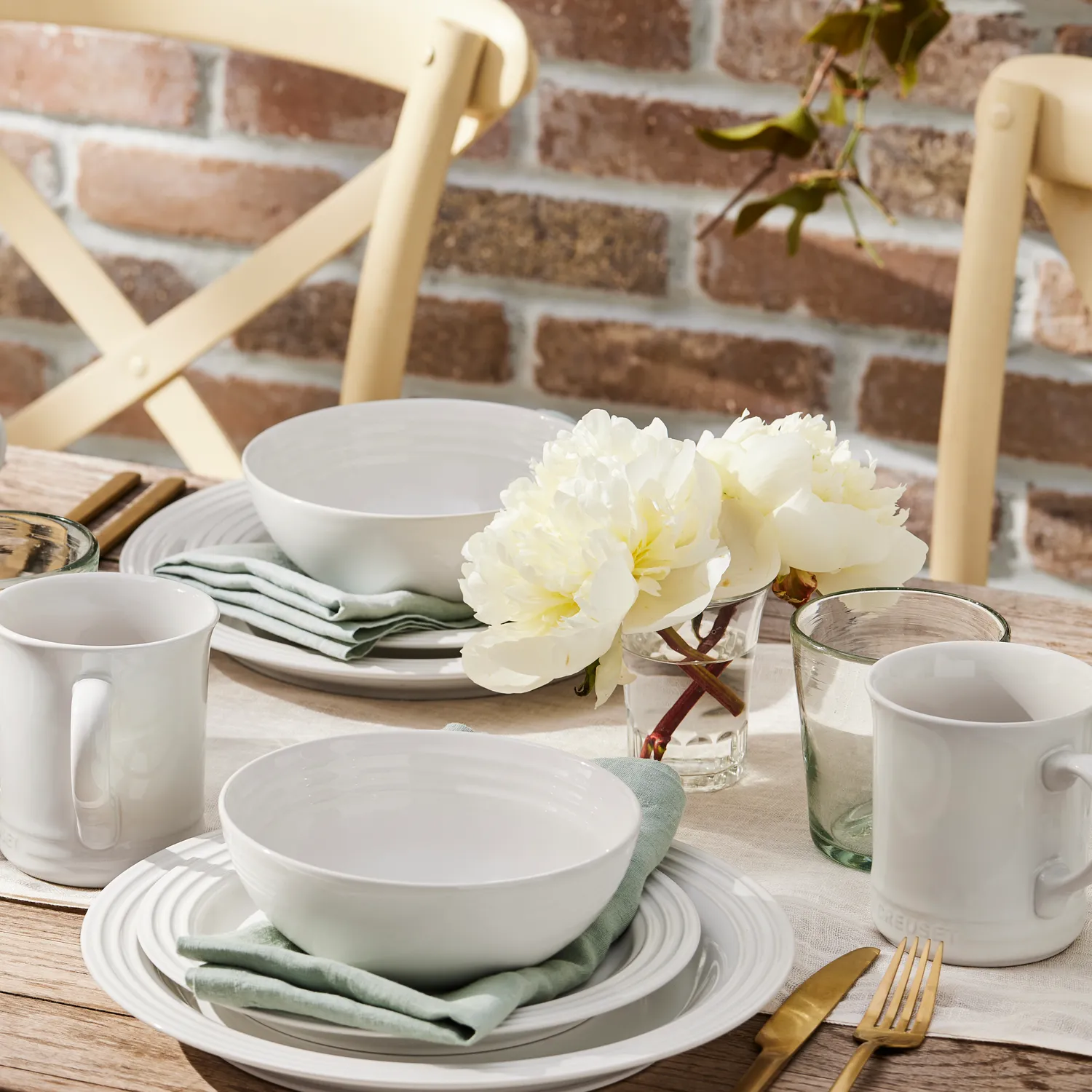 Le Creuset 16- Piece Dinnerware Set