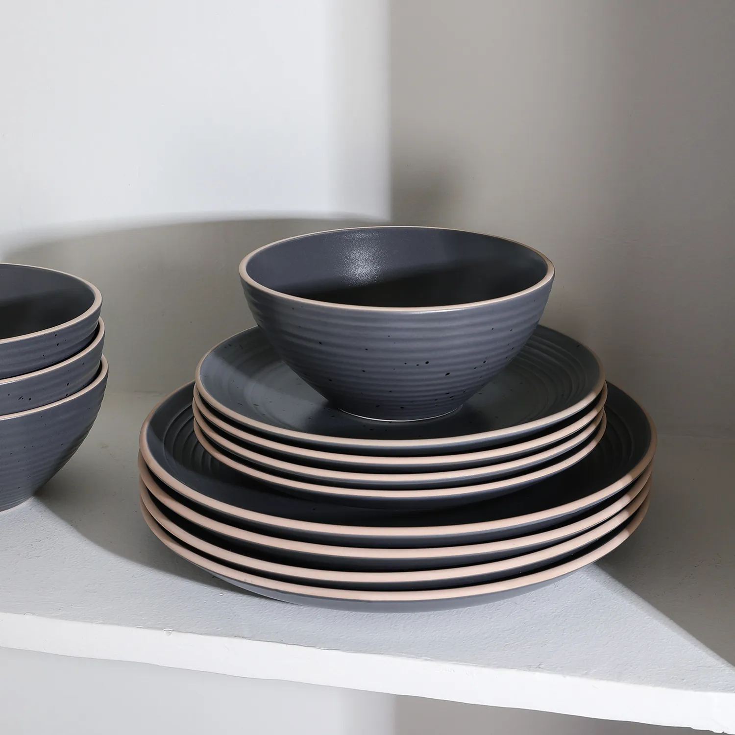 Stone Lain Lauren Stoneware 16-Piece Dinnerware Set