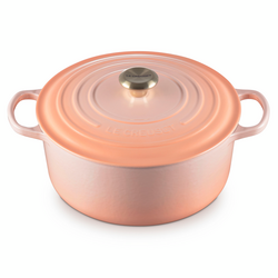 Le Creuset Signature Round Dutch Oven, 7.25 qt. Because the pot is so attractive it can go from oven to table iif you pick a color that looks good with your tableware