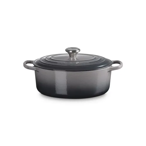 Le Creuset Signature Oval Dutch Oven, 5 qt.