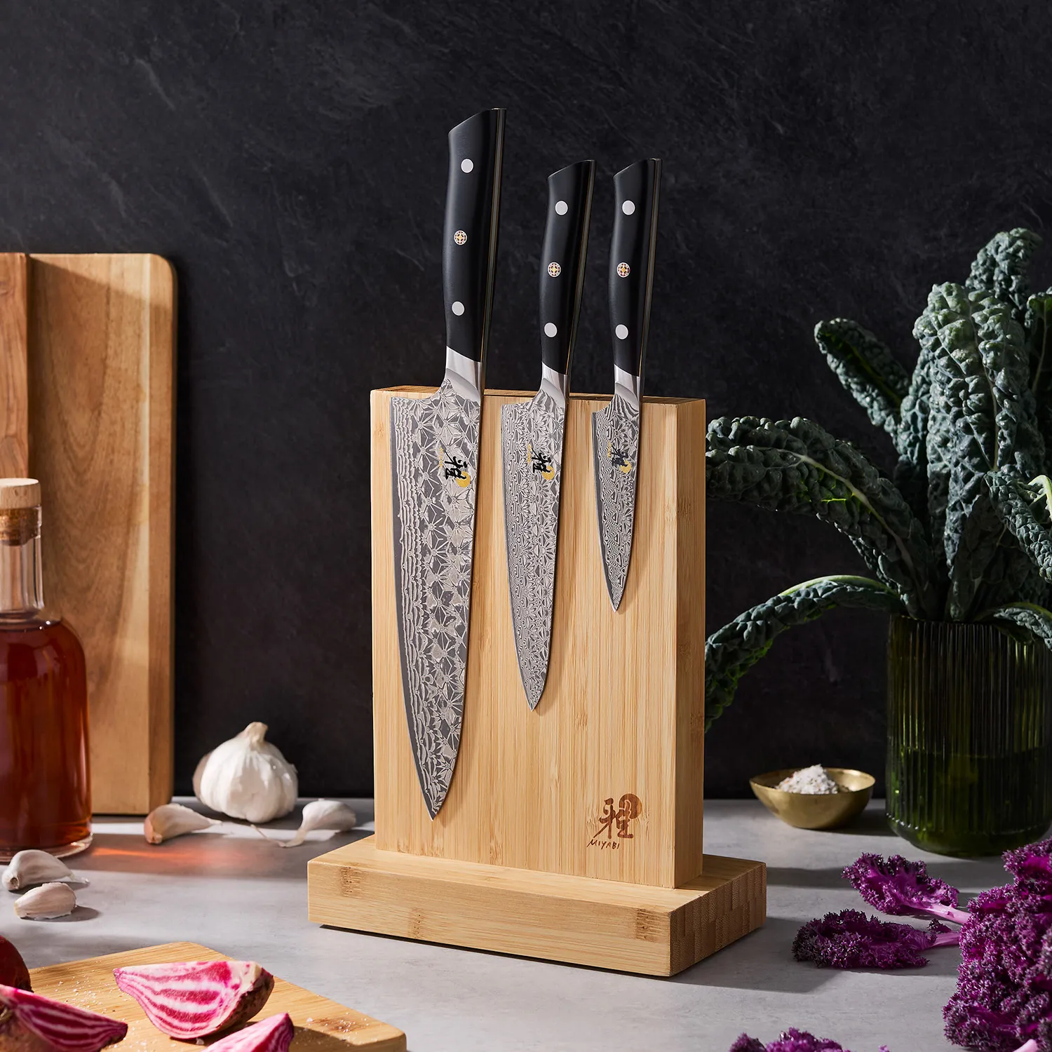 Miyabi Hibana 4-Piece Magnetic Easel Knife Block Set