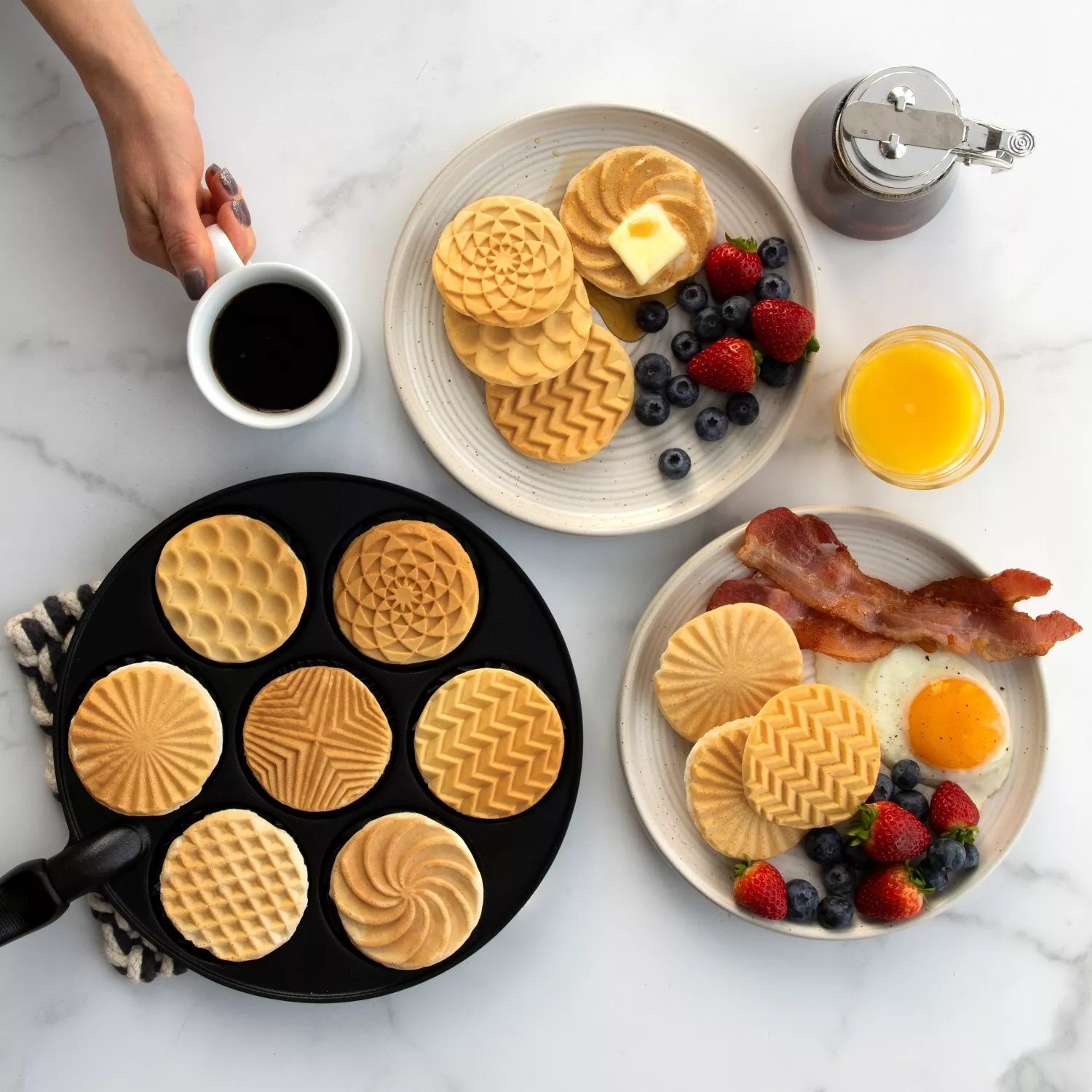 Nordic Ware Nonstick Patterns Pancake Pan