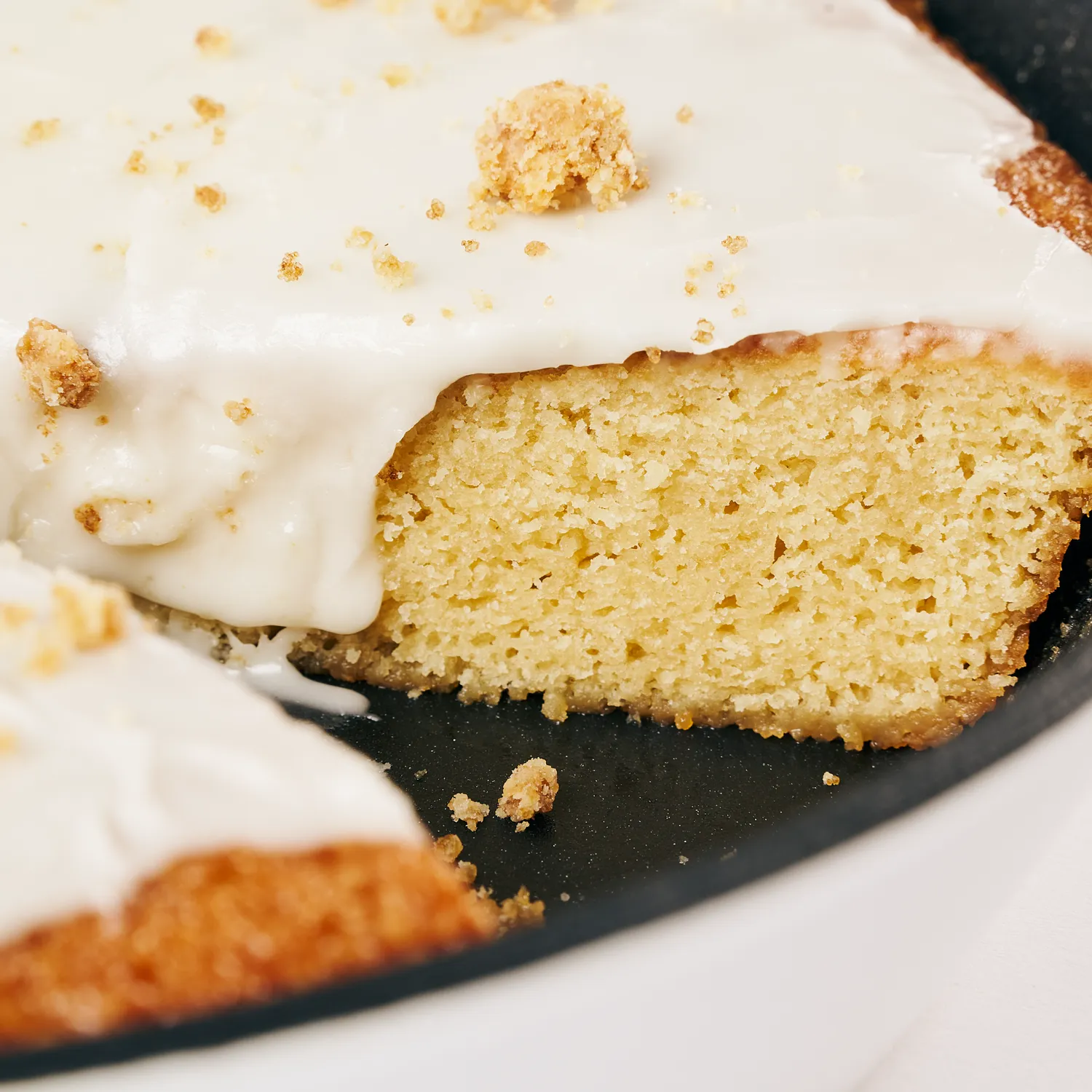 Sur la table Maple Skillet Cake Mix