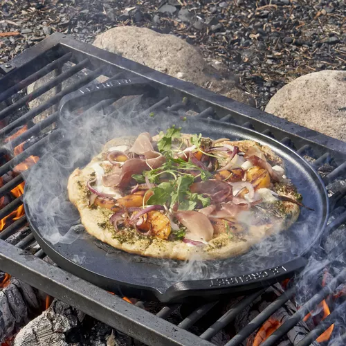 Grilled Peach, Pesto, and Prosciutto Pizza