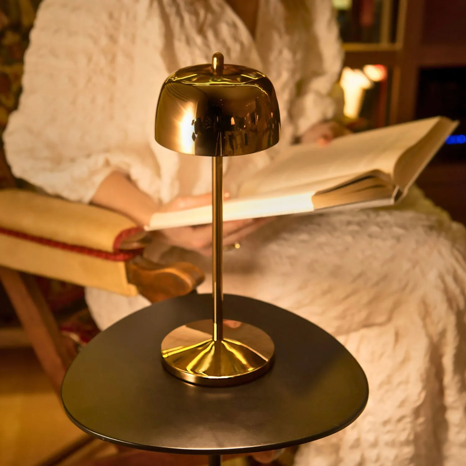 Zafferano Theta Table Lamp