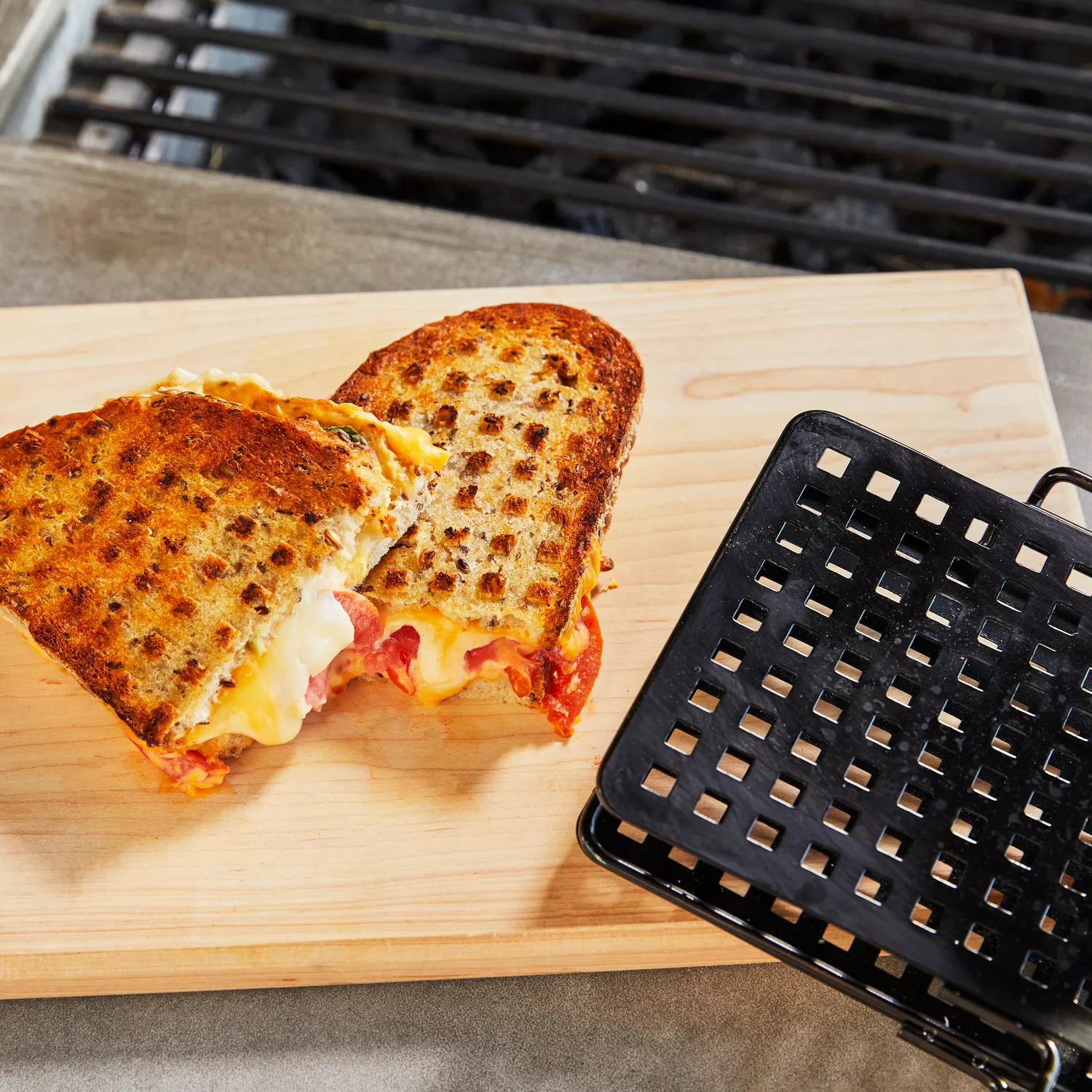 Sur La Table Nonstick Sandwich Basket