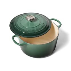 Le Creuset Signature Deep Round Dutch Oven, 6.5 qt. I love that pot