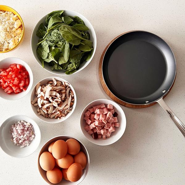 All-Clad D3 Stainless Steel Nonstick Egg Perfect Pan - thumbnail 5