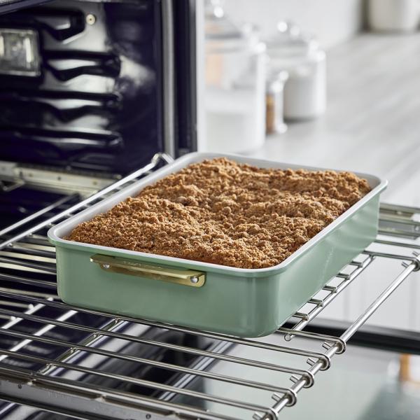 GreenPan Reserve Ceramic Nonstick Rectangular Cake Pan - thumbnail 8