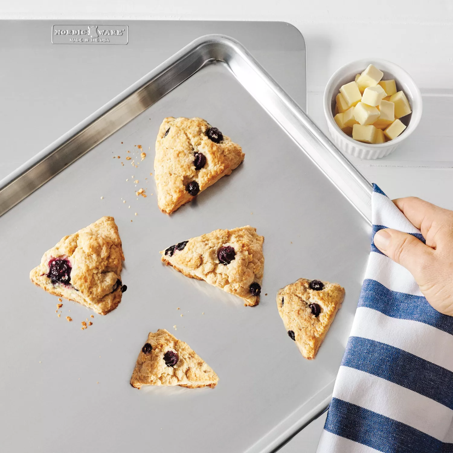 Nordic Ware Naturals for Sur La Table Half-Sheet Pan