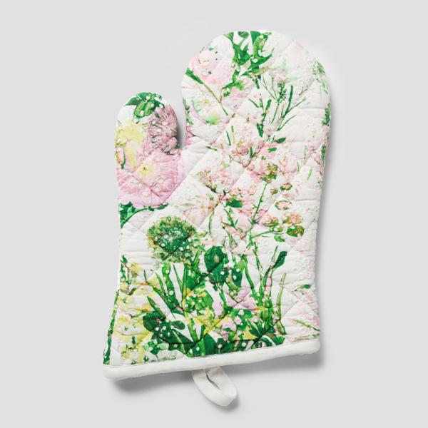 Sur La Table Floral Lace Oven Mitt