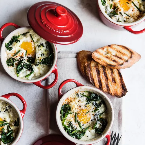 Baked Eggs with Spinach and Leeks
