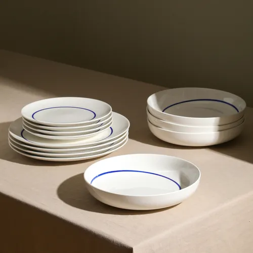 Stone Lain Luna Porcelain 12-Piece Dinnerware Set
