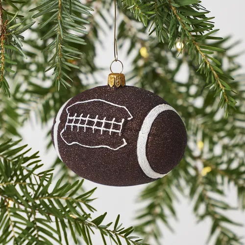 Sur la table Football Ornament