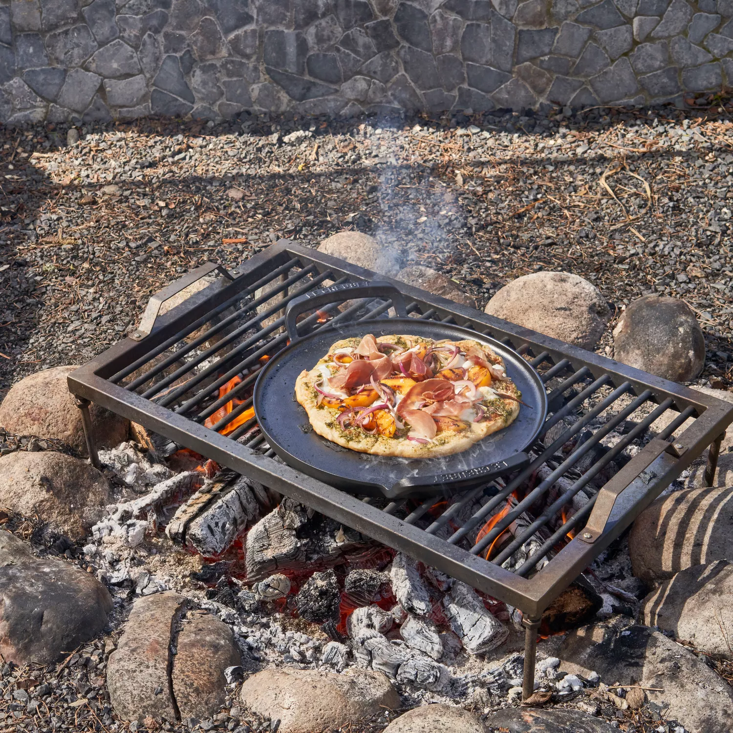 Le Creuset Alpine Outdoor Pizza Pan Sur La Table