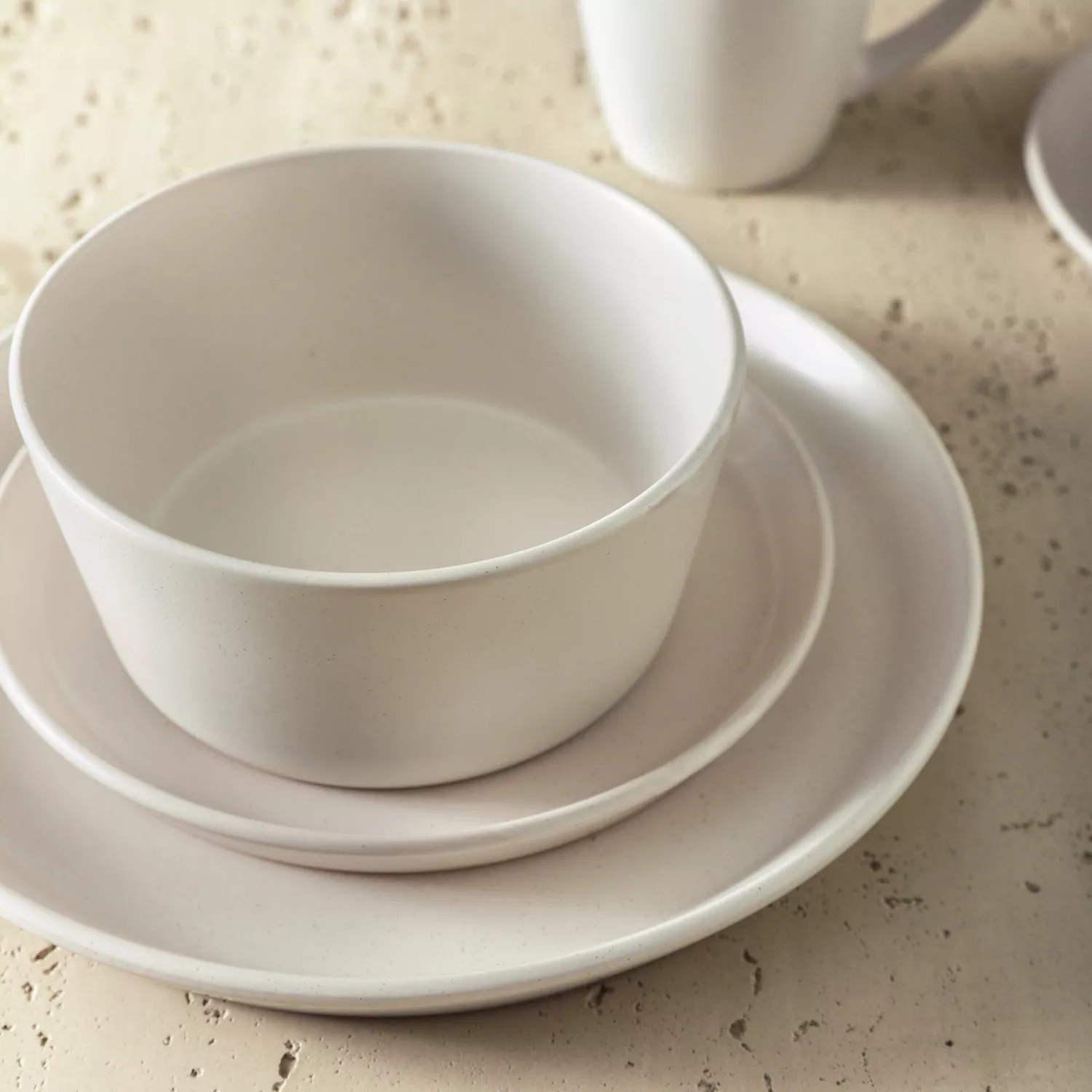 Stone Lain Albie Stoneware 16-Piece Dinnerware Set 